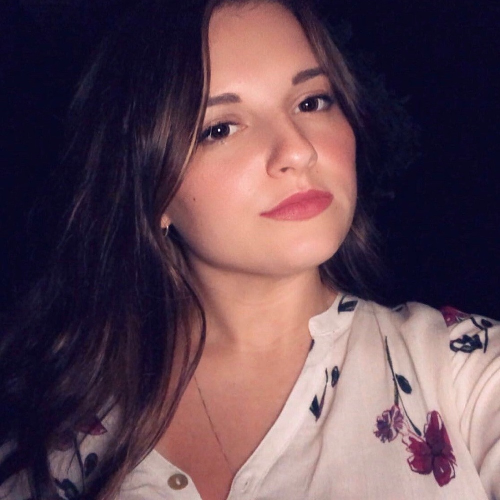 Meet your Posher, Iva